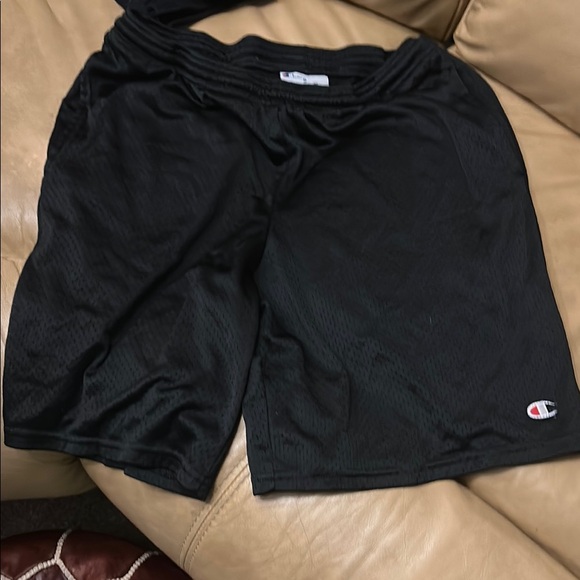 Champion Men's Black Shorts small - Picture 1 of 1